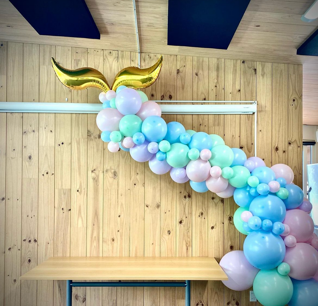 Mermaid Dreams Balloon Garland