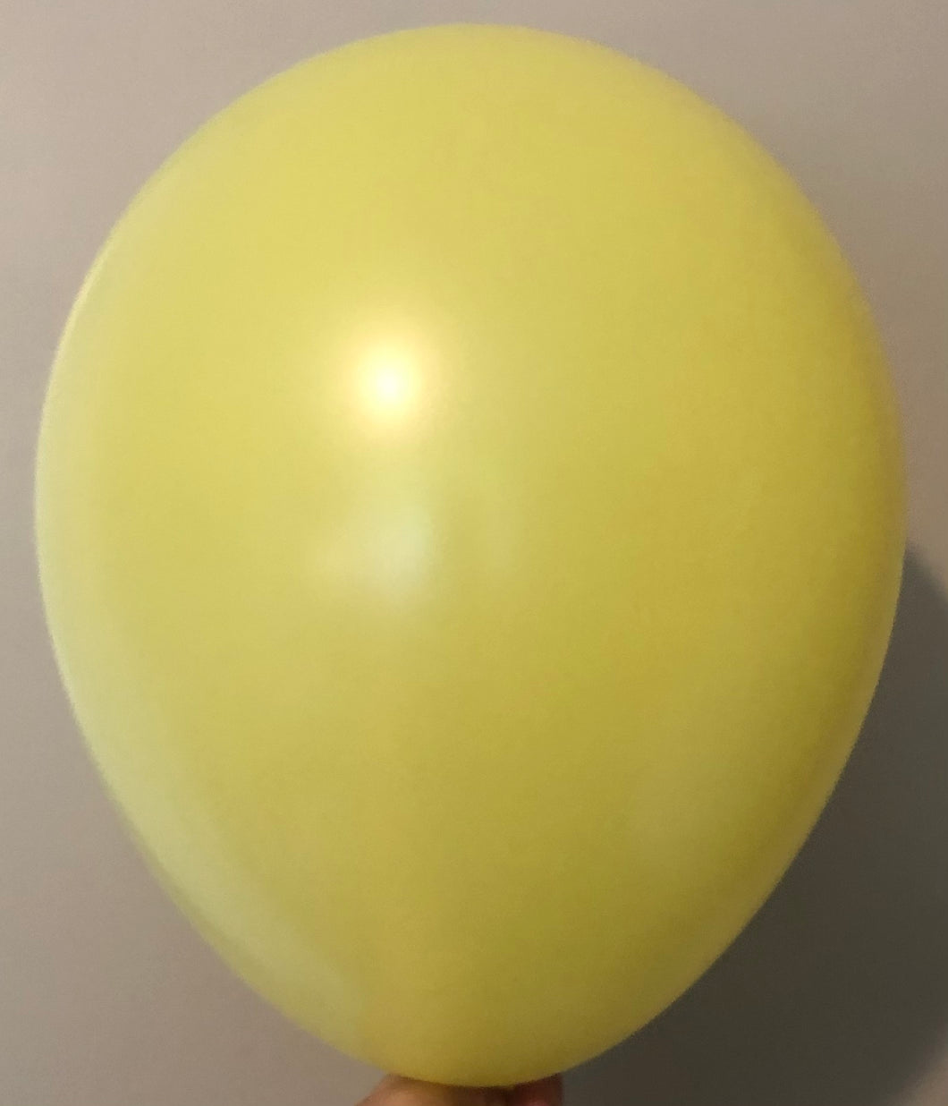 30cm Pastel Yellow balloons - Pack of 20